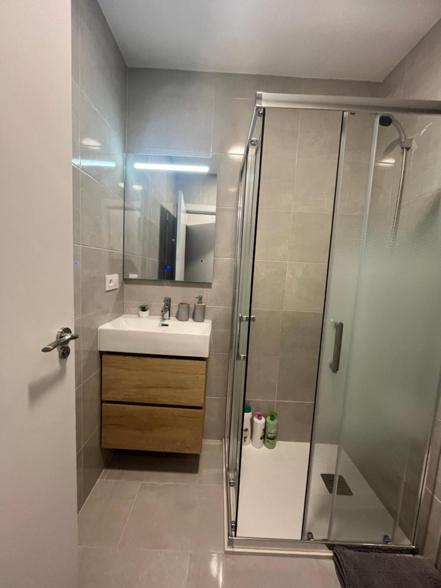 Apartamento Leon Centrico, Moderno Y Muy Equipado Альманса Экстерьер фото